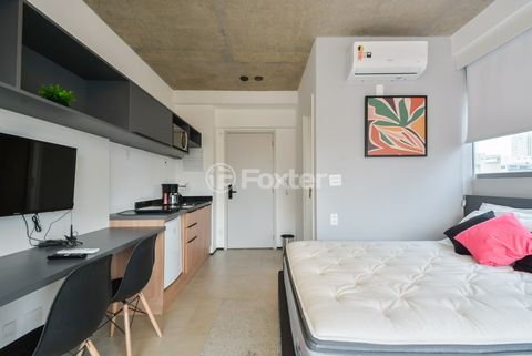 Image 4 - 919700