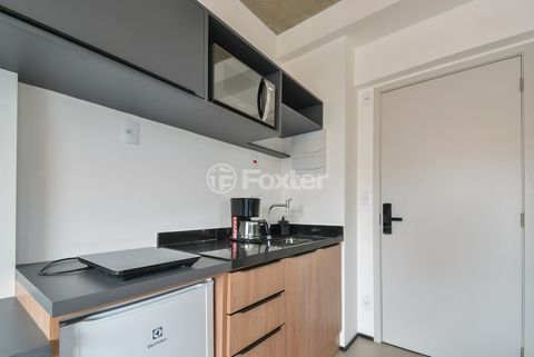 Image 11 - 919700