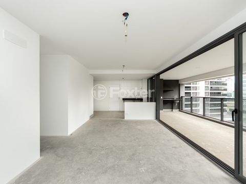 Image 11 - 919725