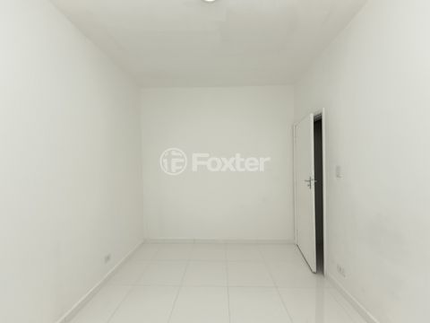 Image 12 - 919726