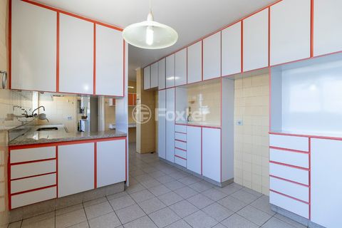 Image 7 - 919735