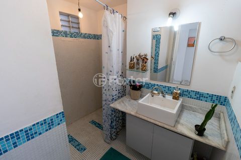 Image 11 - 919771