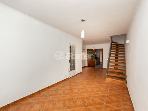 Image 2 - 919774