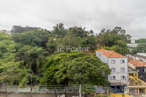 Image 16 - 919780
