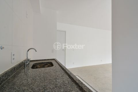 Image 7 - 919781
