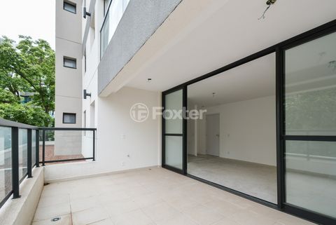 Image 12 - 919781