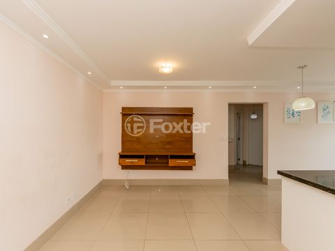 Image 1 - 919811