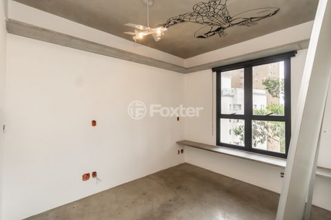 Image 13 - 919813