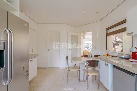 Image 17 - 919820