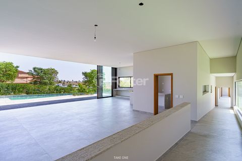 Image 9 - 919822