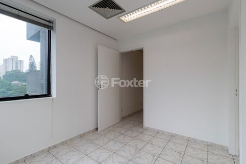 Image 10 - 919831