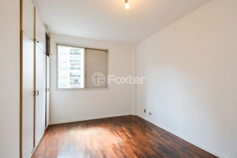 Image 4 - 919841