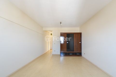Image 3 - 919842