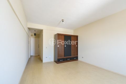 Image 4 - 919842