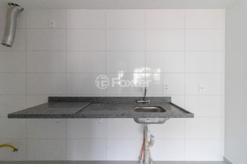 Image 13 - 919848