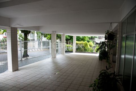 Image 1 - 919867