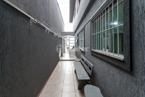 Image 18 - 919871