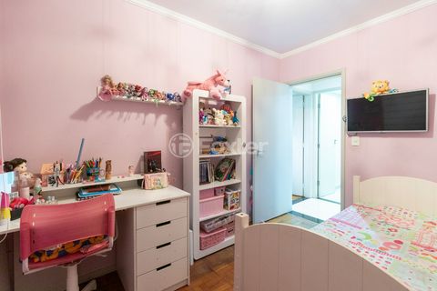 Image 7 - 919883
