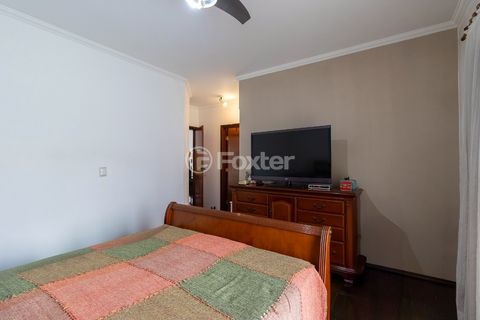 Image 17 - 919901