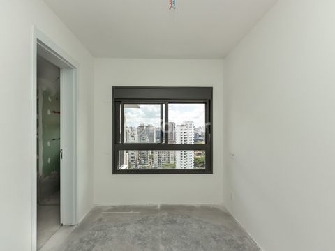 Image 10 - 919904