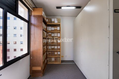 Image 16 - 919910