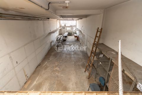 Image 4 - 919930