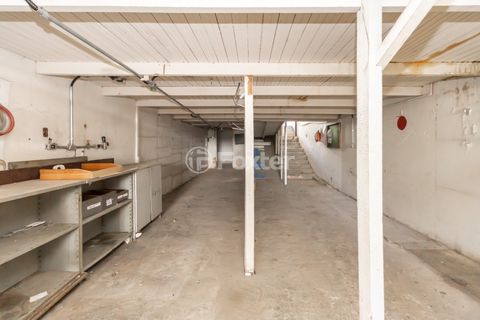 Image 9 - 919930