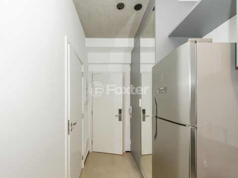 Image 3 - 919941