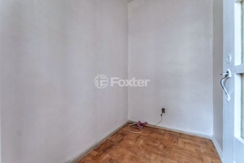 Image 13 - 919958
