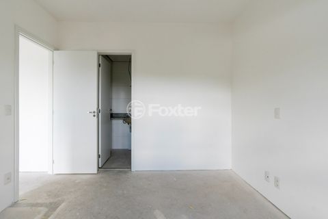 Image 19 - 919973