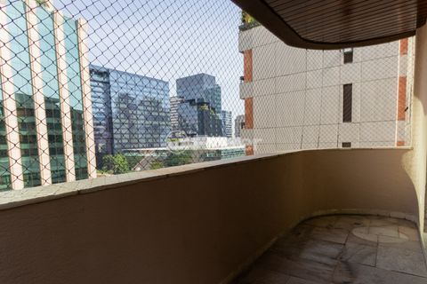 Image 2 - 919987