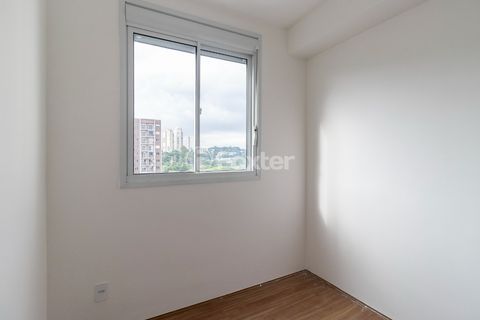 Image 10 - 920001