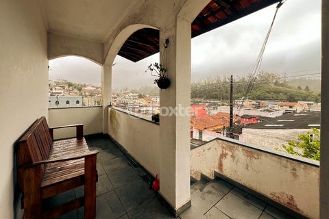 Image 7 - 920012