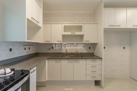 Image 11 - 920013