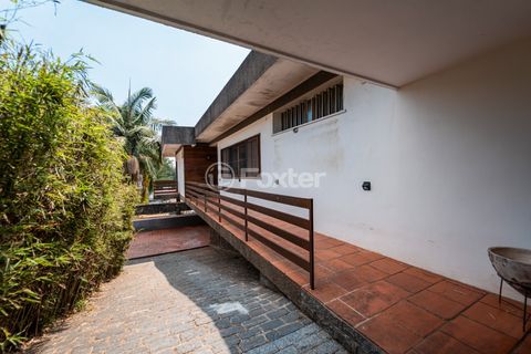 Image 3 - 920032