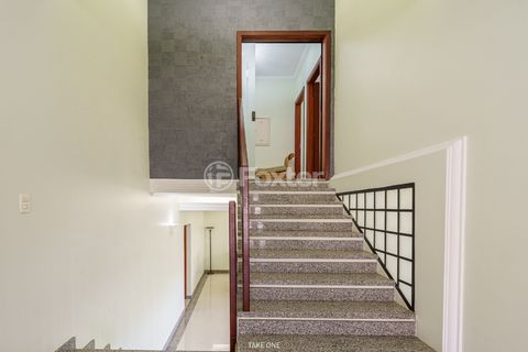 Image 17 - 920176