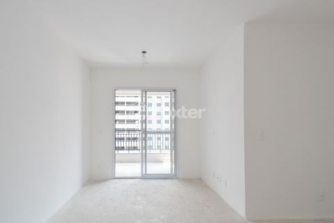 Image 3 - 920312