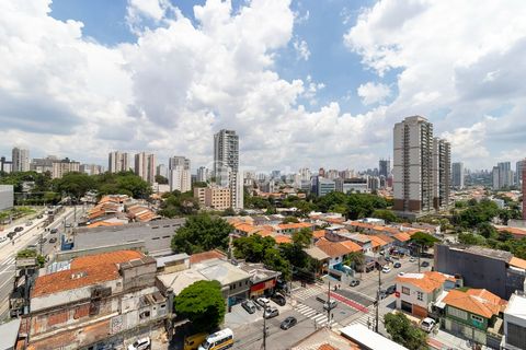 Image 11 - 920318