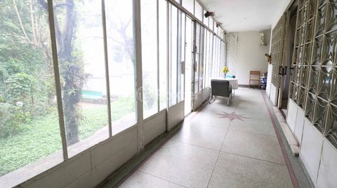 Image 4 - 920319