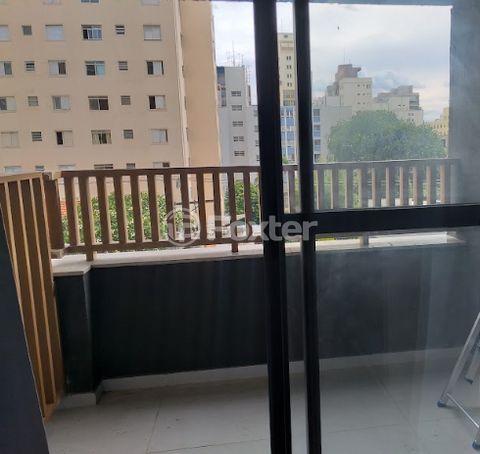 Image 7 - 920332