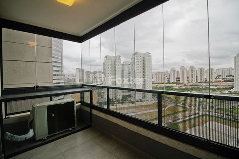 Image 16 - 920335