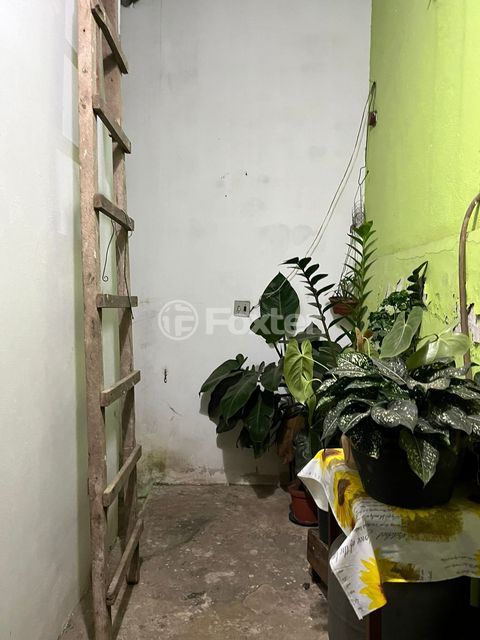 Image 1 - 920344