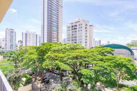 Image 10 - 920347