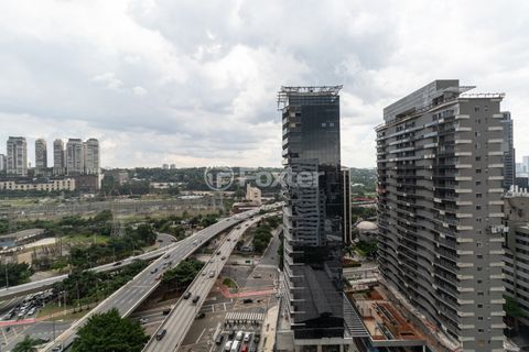 Image 10 - 920355