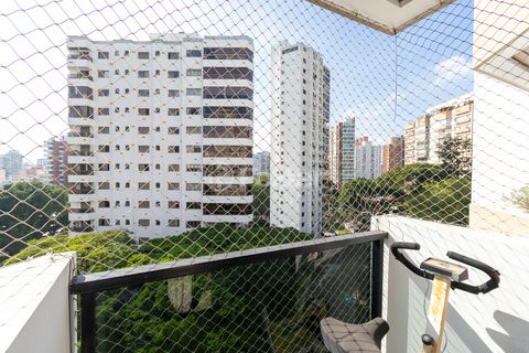 Image 18 - 920363