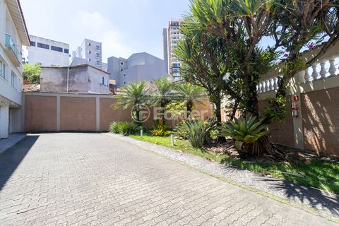 Image 1 - 920381