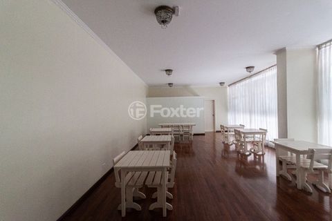 Image 4 - 920395