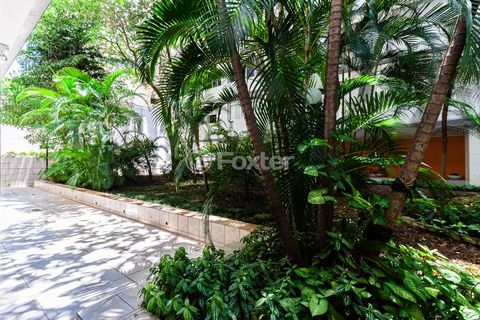 Image 6 - 920395