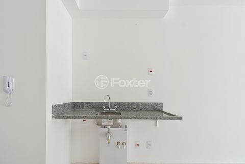 Image 14 - 920417