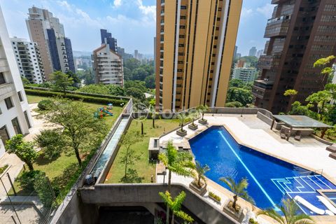 Image 2 - 920516